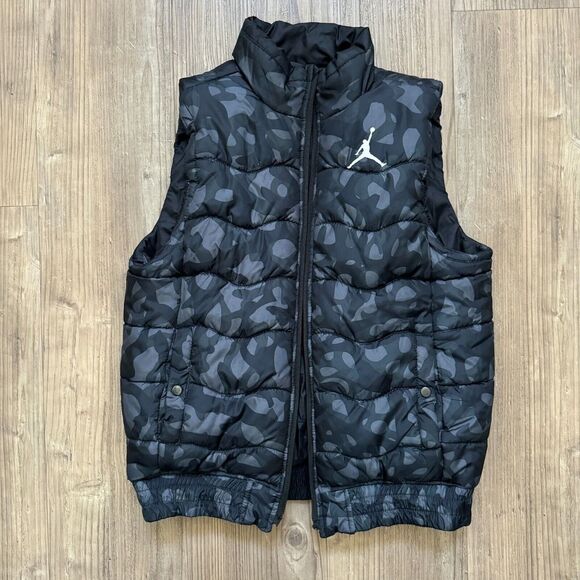 Nike Jordan Kids Vest Jacket Size M 10-12 yrs Gray Black Camo Reversible *Read - Picture 1 of 6